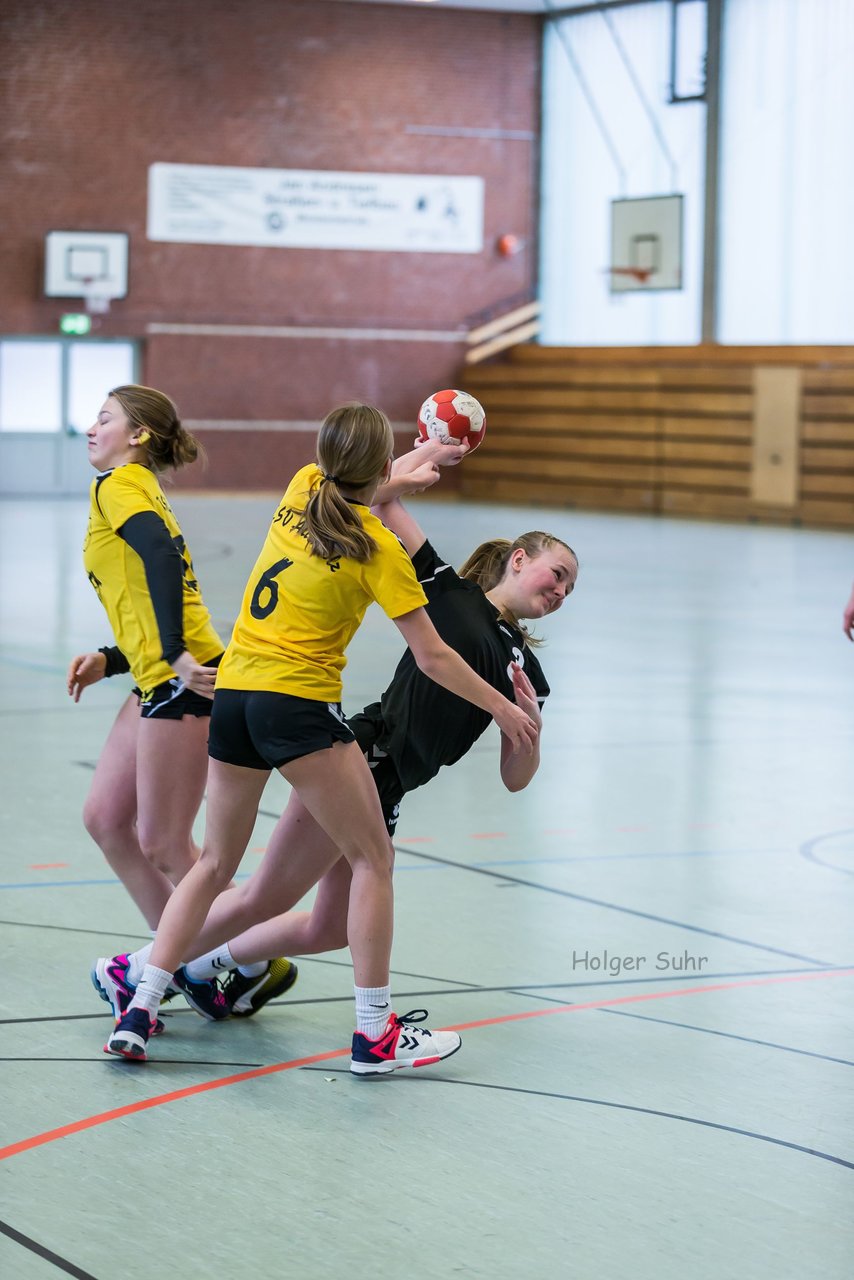 Bild 19 - B-Juniorinnen Bramstedter TS - TSV Altenholz : Ergebnis: 17:16